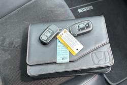 2022 Honda Civic VTi LX