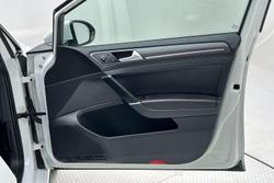 2017 Volkswagen Golf GTI