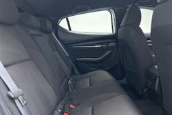 2019 Mazda 3 G20 Evolve