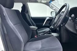 2023 Toyota Landcruiser Prado GXL