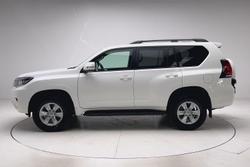 2023 Toyota Landcruiser Prado GXL
