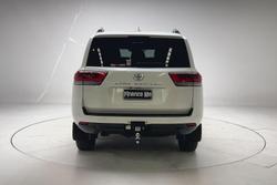 2023 Toyota Landcruiser VX