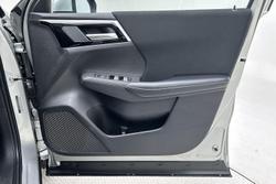 2023 Mitsubishi Outlander LS