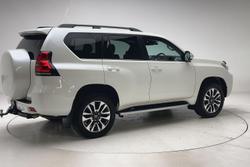 2023 Toyota Landcruiser Prado VX