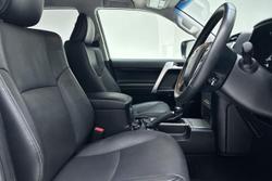 2023 Toyota Landcruiser Prado VX