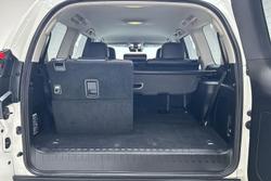 2023 Toyota Landcruiser Prado VX