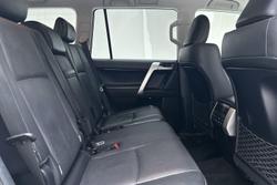 2023 Toyota Landcruiser Prado VX