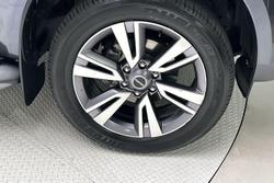 2023 Isuzu MU-X LS-T