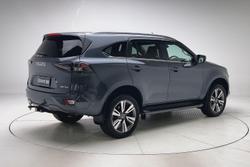 2023 Isuzu MU-X LS-T