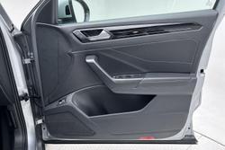 2025 Volkswagen T-Roc 140TSI R-Line