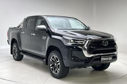 2022 Toyota Hilux SR5