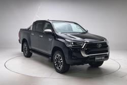 2022 Toyota Hilux SR5
