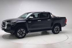 2022 Toyota Hilux SR5