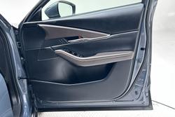 2022 Mazda CX-30 G20 Touring