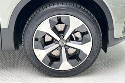 2022 Volvo XC40 Ultimate B4 Bright