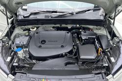 2022 Volvo XC40 Ultimate B4 Bright