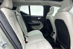 2022 Volvo XC40 Ultimate B4 Bright