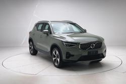 2022 Volvo XC40 Ultimate B4 Bright