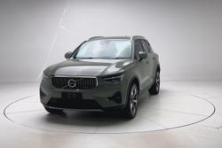 2022 Volvo XC40 Ultimate B4 Bright
