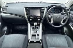 2021 Mitsubishi Pajero Sport GLS