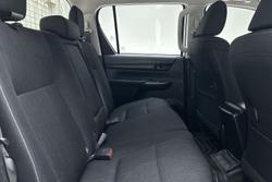 2022 Toyota Hilux SR