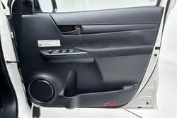 2022 Toyota Hilux SR