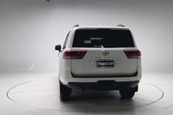 2023 Toyota Landcruiser GXL