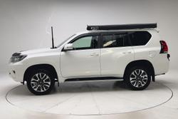 2022 Toyota Landcruiser Prado VX