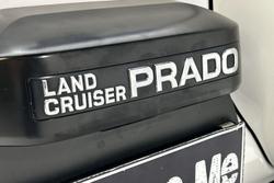 2022 Toyota Landcruiser Prado VX