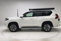 2022 Toyota Landcruiser Prado VX
