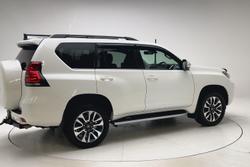 2022 Toyota Landcruiser Prado VX