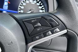 2021 Nissan Navara SL