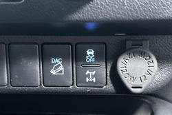 2022 Toyota Hilux SR