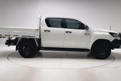 2022 Toyota Hilux SR