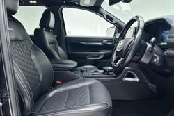 2024 Ford Everest Platinum