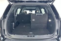 2024 Ford Everest Platinum