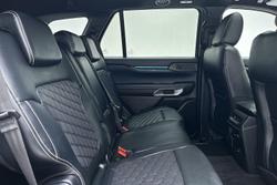 2024 Ford Everest Platinum