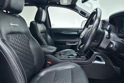 2024 Ford Everest Platinum