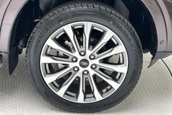 2024 Ford Everest Platinum