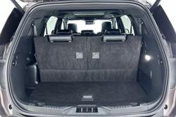 2024 Ford Everest Platinum