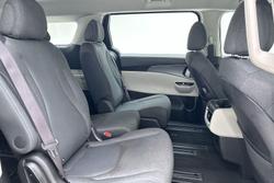 2023 Kia Carnival S