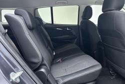 2021 Isuzu MU-X LS-U