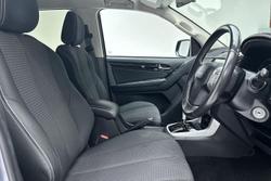 2021 Isuzu MU-X LS-U