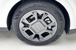 2024 Kia Carnival GT-Line HEV