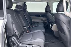 2024 Kia Carnival GT-Line HEV