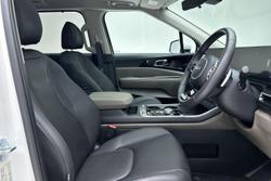 2024 Kia Carnival GT-Line HEV