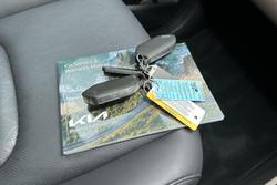 2024 Kia Carnival GT-Line HEV