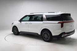 2024 Kia Carnival GT-Line HEV