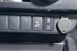 2022 Toyota Hilux SR