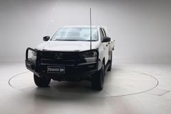 2022 Toyota Hilux SR